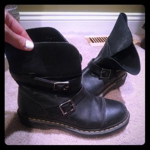 Women's Doc Marten Kristy's US size 9.